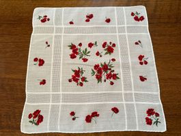 Taschentuch weiss mit Rosenmuster, 30x30cm, gebraucht