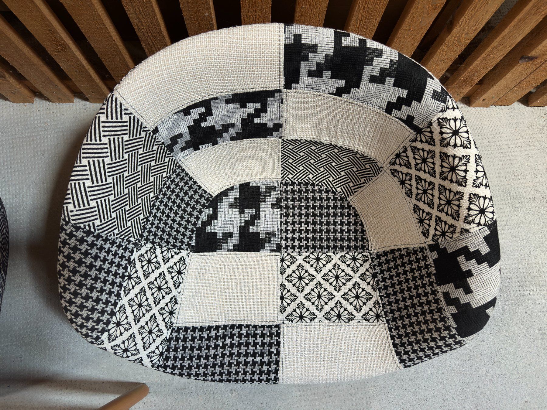 Poltrone: Lot 2 fauteuils scandinave tissu patchwork – Usato da Lausanne venduto da brixton 4