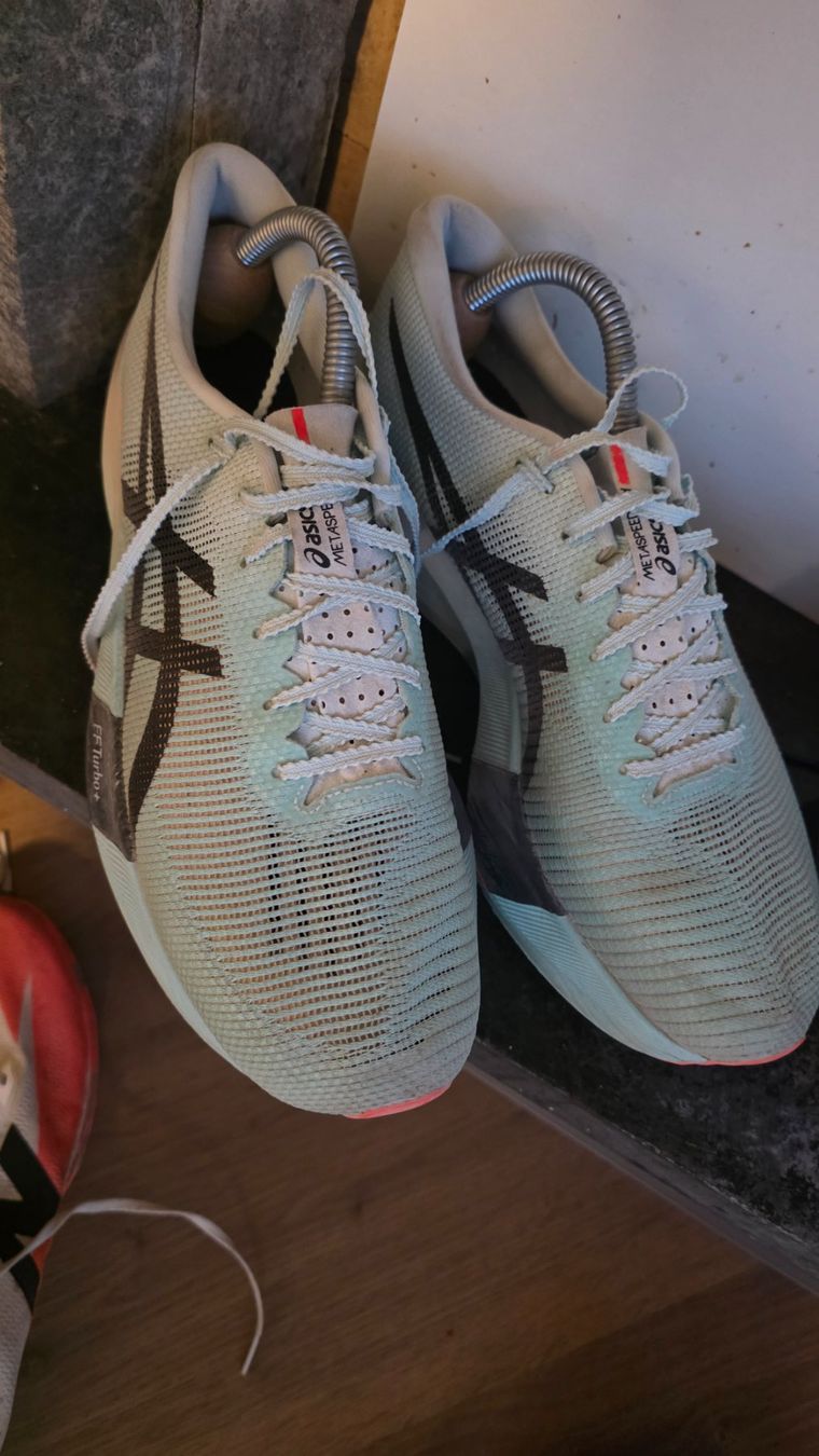 Asics Scarpe da uomo: Asics Metaspeed Sky 42.5 – Usato da Kölliken venduto da pepe_1985 1
