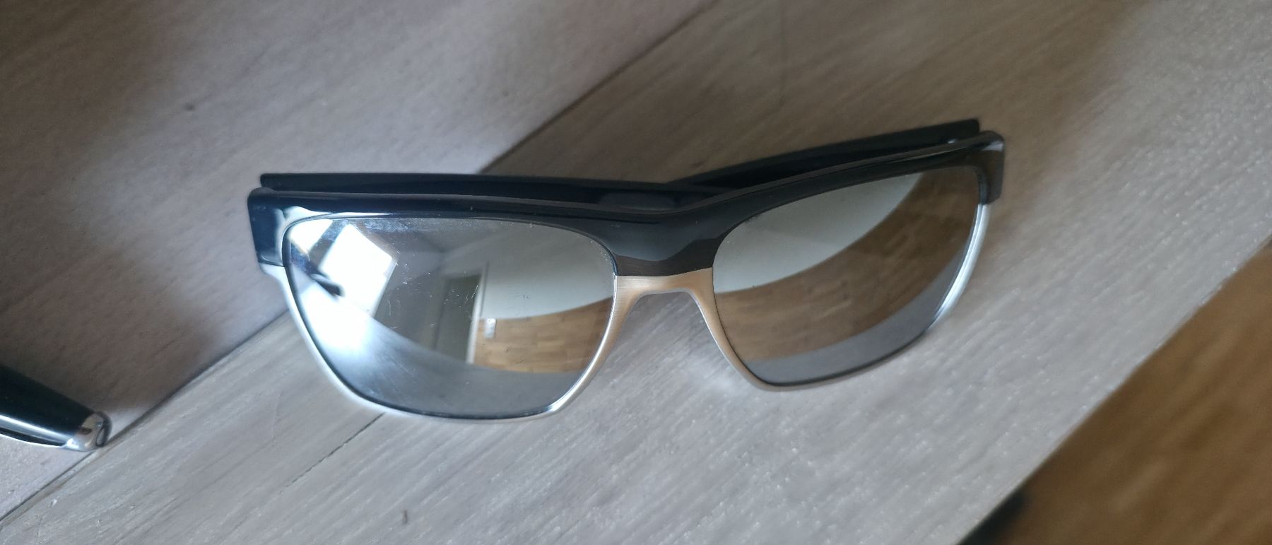 Oakley Occhiali & Lenti: Originale Oakley Sonnenbrille mit Etui – Usato da Illighausen venduto da Sam_Schmidt