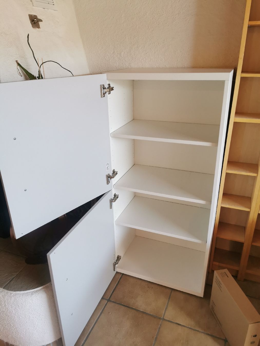 Regale: Besta Kommode – Gebraucht aus Horriwil von Goli_1995 1