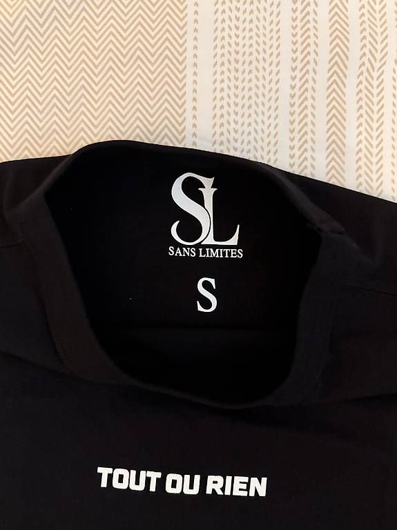 T-shirt: OVERSIZED T-SHIRT GRÖSSE S – Nuovo e nell'imballaggio originale da Zürich venduto da joe_9lm9 1