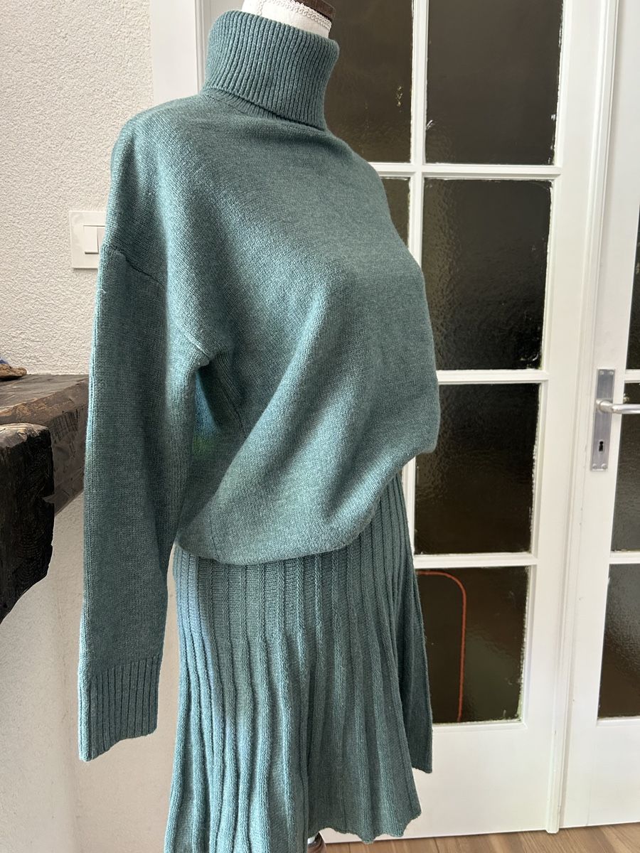 Kleiderpakete: Ensemble pull col roulé + jupe – Neu (gemäss Beschreibung) aus Chez-le-Bart von Justine2025 1