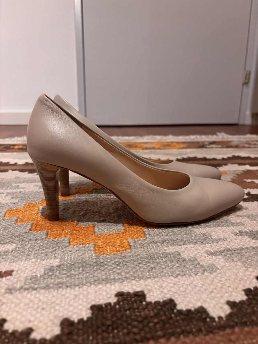 Brunate Damenschuhe: Pumps Brunate Leder 38.5 – Neu (gemäss Beschreibung) aus Wallisellen von littlesnail