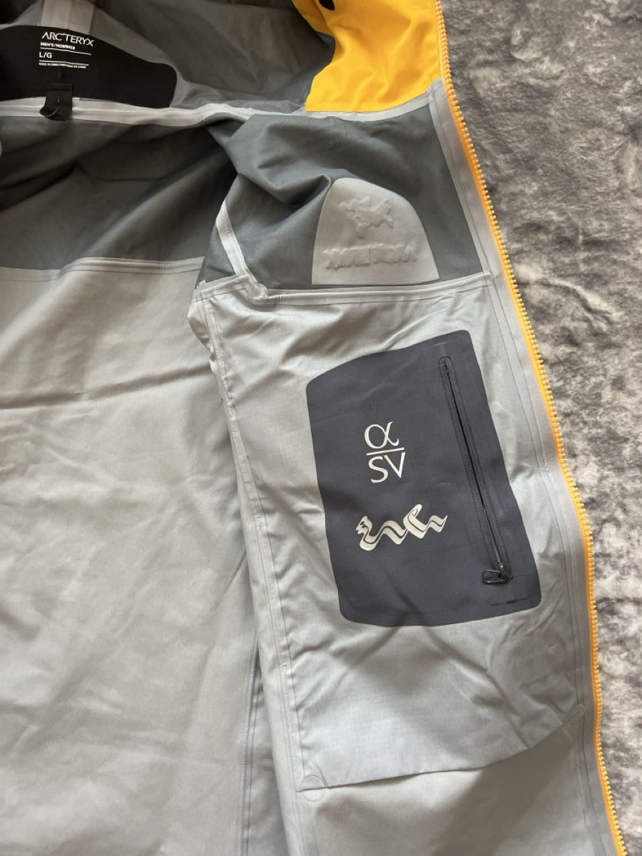 Giacche: Arc'teryx Alpha SV 2025 – Nuovo (secondo la descrizione) da Wattwil venduto da BL0NDA 2