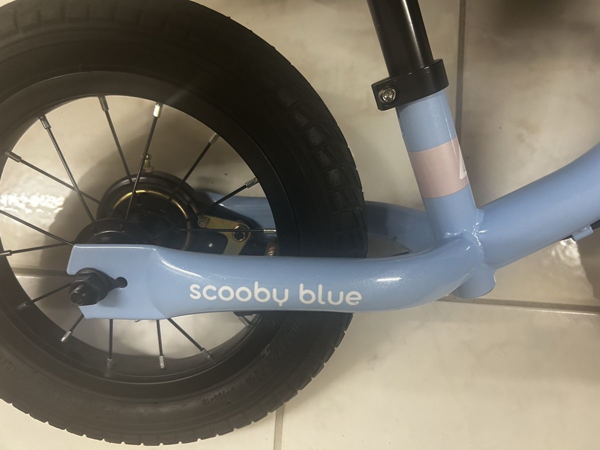 Fahrzeuge für Kinder: Neuwertig: Laufrad Scooby Blue California – Neu (gemäss Beschreibung) aus Lachen SZ von bre_5cfk 2
