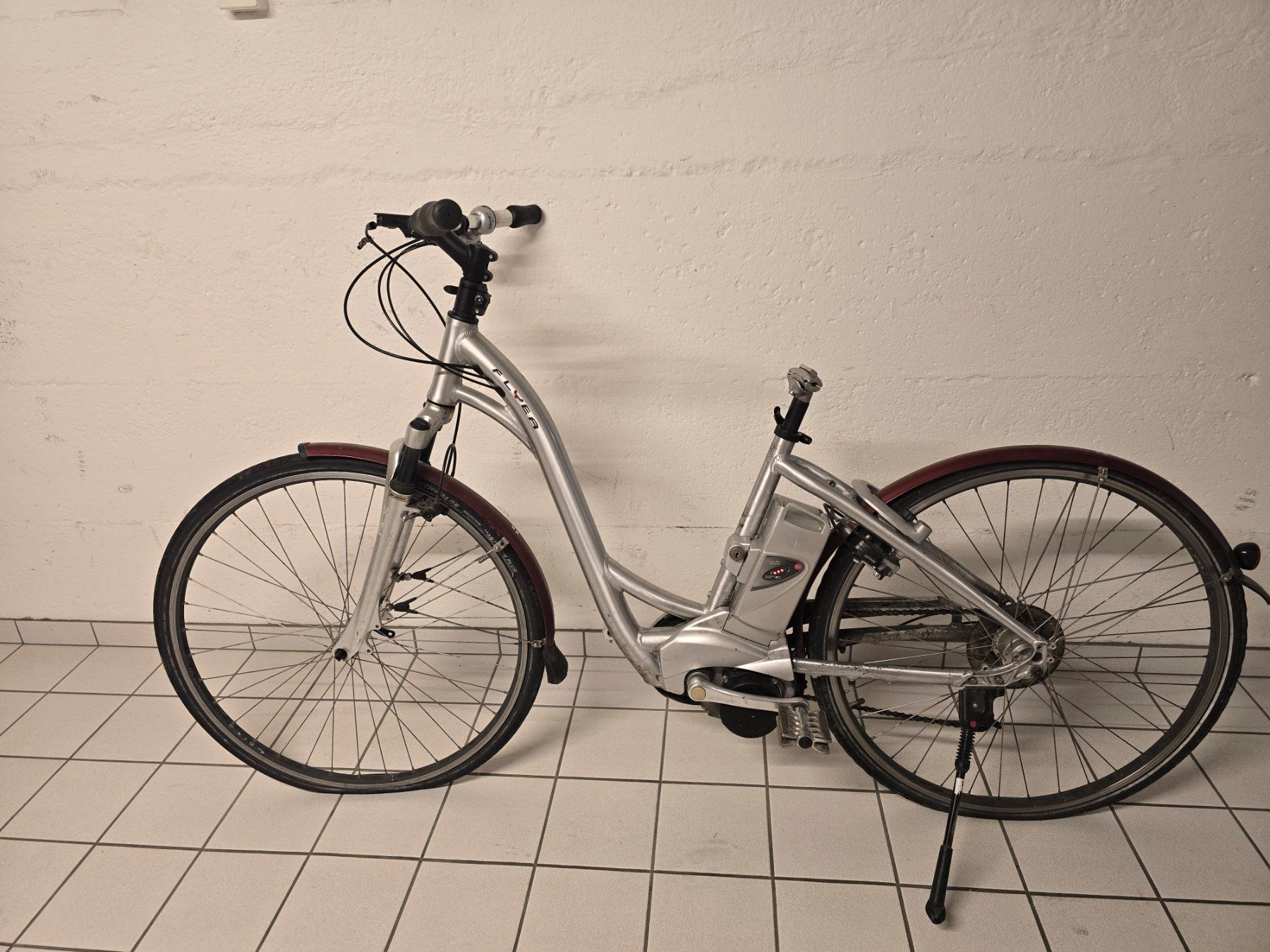 Velos: Flyer E-Bike (Defekt) – Gebraucht aus Winterthur von UmzugsFundgrube 1