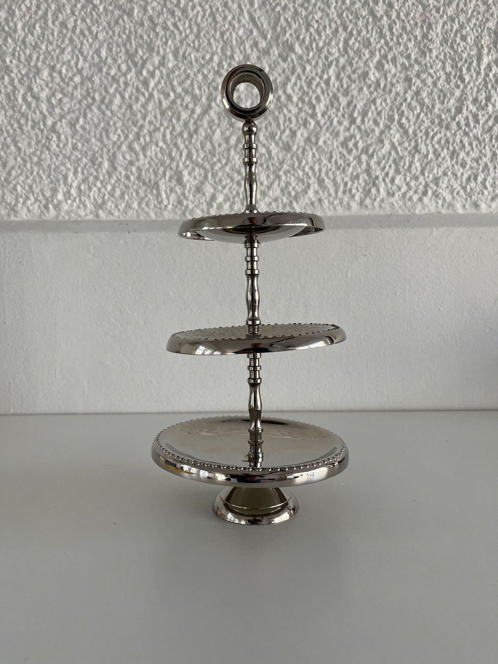 Alle Dekorationen: Etagere / Weissmetall verchromt – Gebraucht aus Wetzikon ZH von seli03