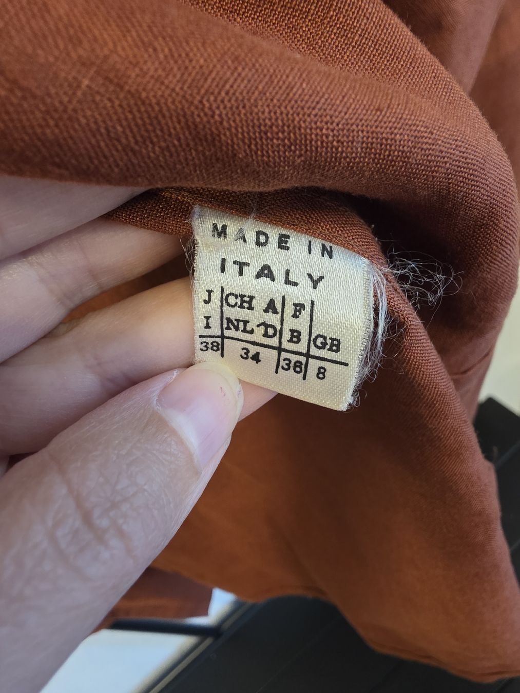 Ensembles & Tailleurs: Ensemble MaxMara lin  – D'occasion à Collonges par 2D_Collector 5
