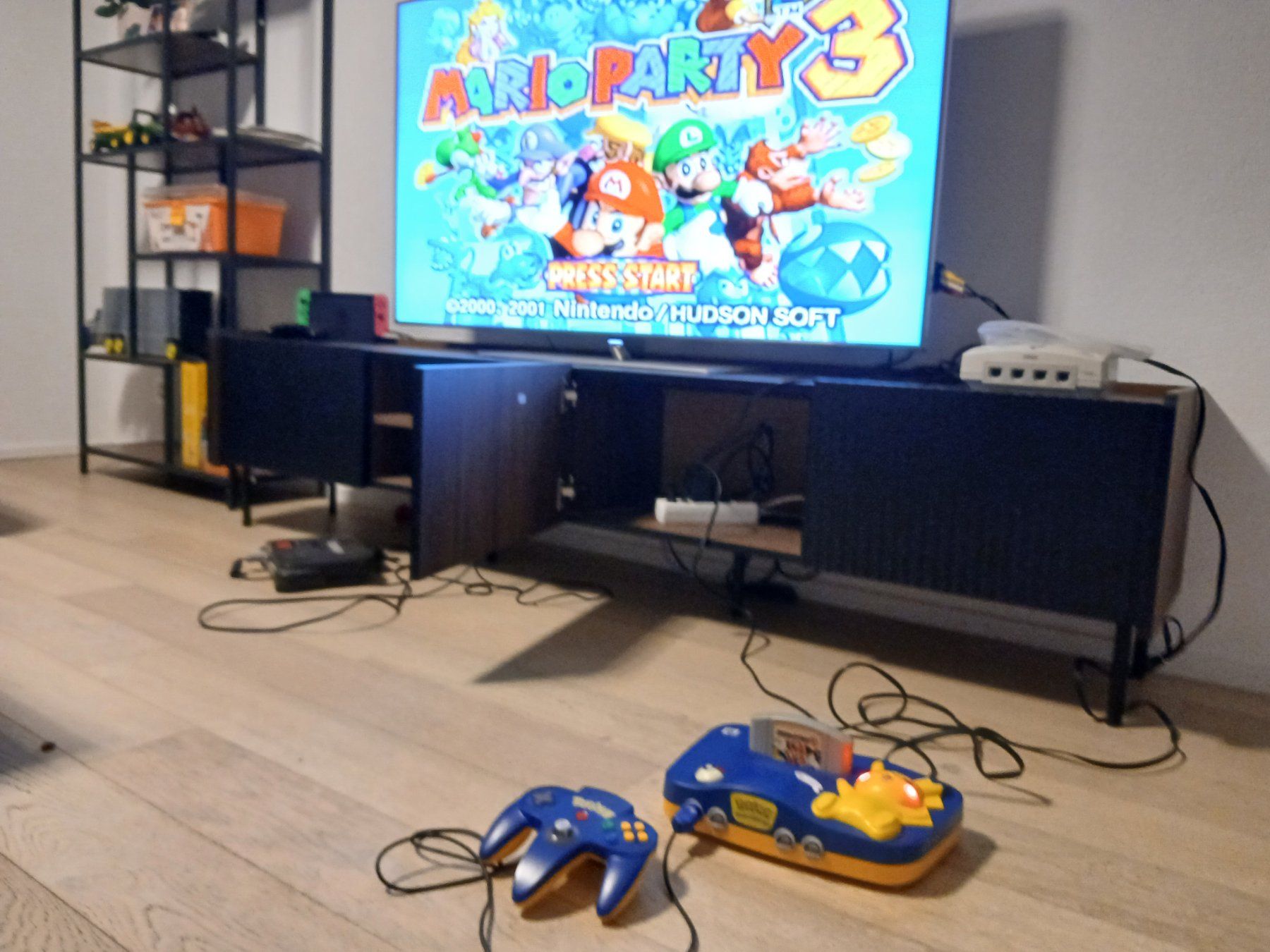 Nintendo Console: Nintendo 64 édition spécial Pikachu – Usato da Monthey venduto da Micro-ondesGame 3