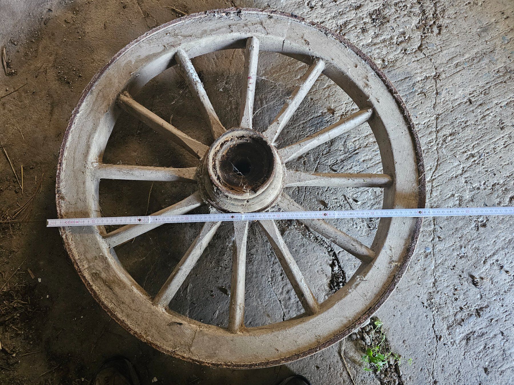 Tutte le decorazioni: roue à cercle en bois 83cm – Usato da Yvonand venduto da Li_poch