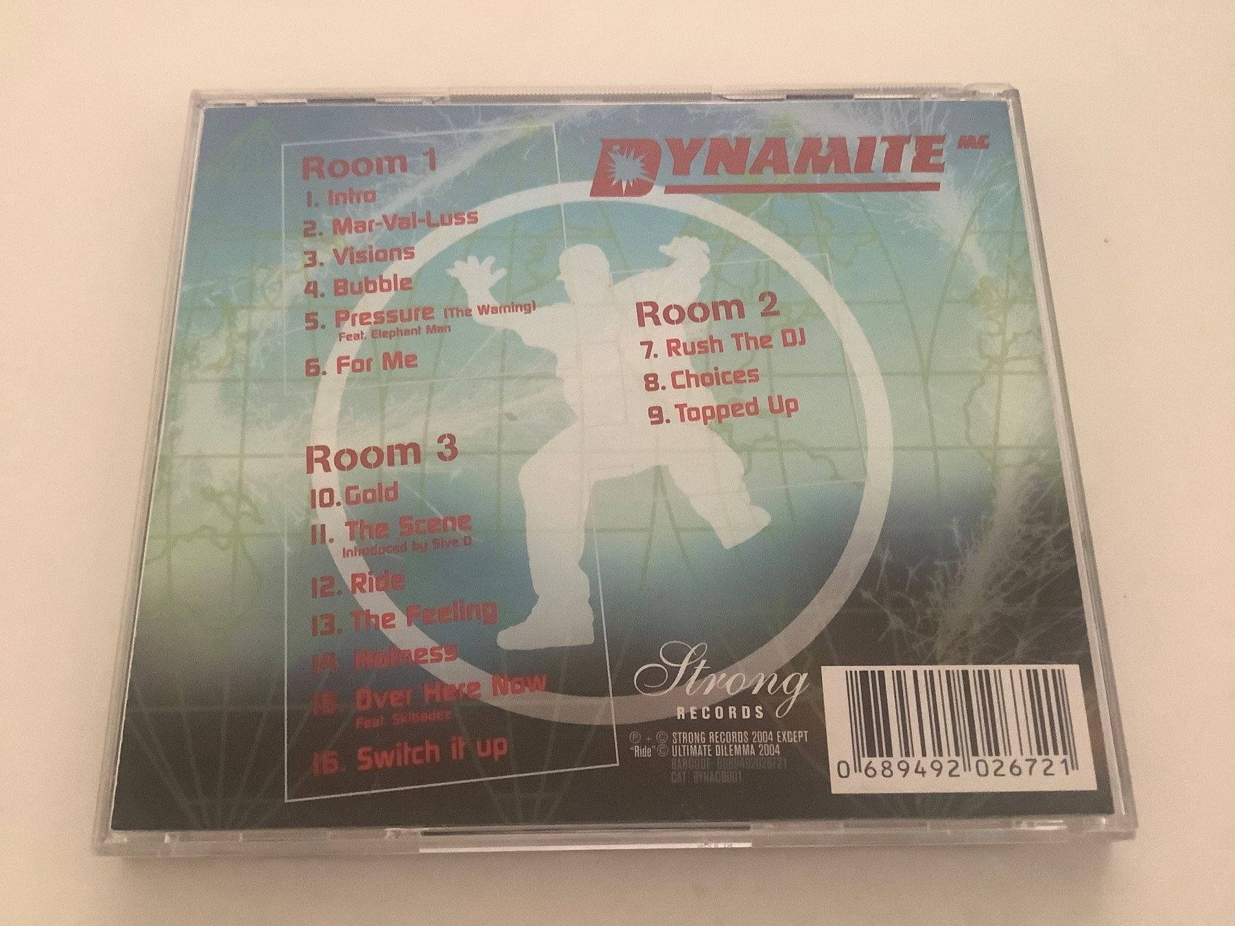 CD: DynamiteMc / World of Dynamite / 2004 – Usato da Dübendorf venduto da Shreck 1
