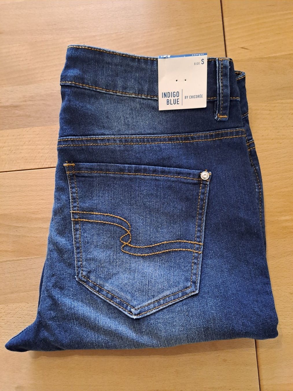 Jeans: Jean INDIGO BLUE stretch taille S – Nuovo e nell'imballaggio originale da Meyrin venduto da dijin