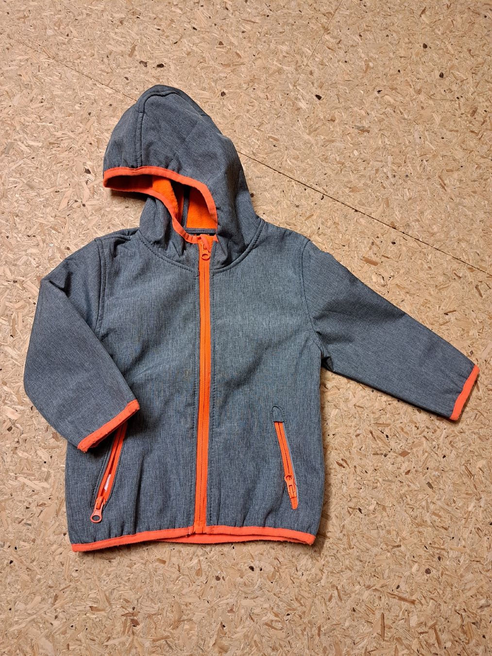 Jacken & Mäntel: Softshelljacke Grösse 92 – Gebraucht aus Basadingen von Perlenfee_Schweiz