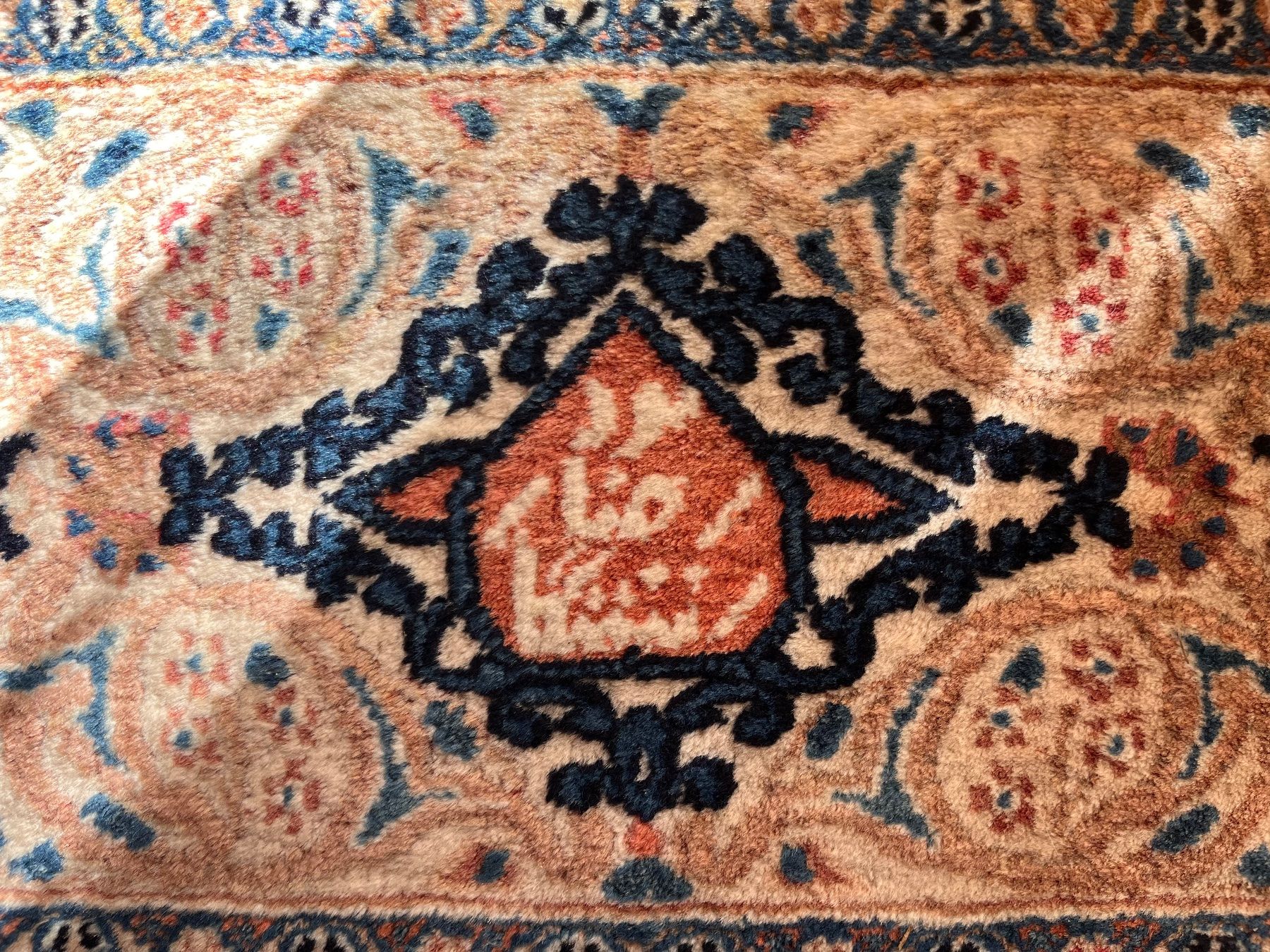 Pfister Tapis: Tapis d'Orient – D'occasion à Puidoux par gianka29 1