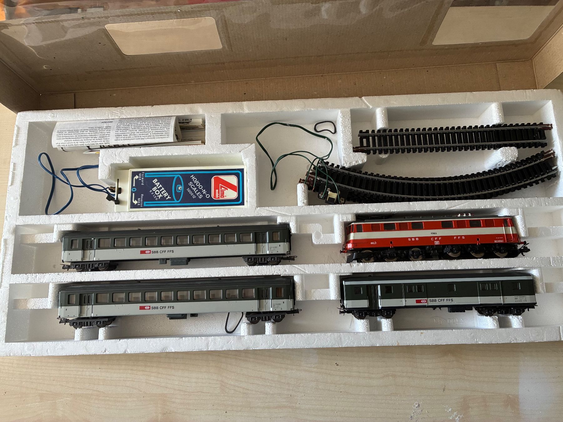 Lima Modellini di ferrovie: Lima Modelleisenbahn Set 2000 CFF H0 neuwertig – Nuovo (secondo la descrizione) da Hofstetten ZH venduto da Qwertz3 1