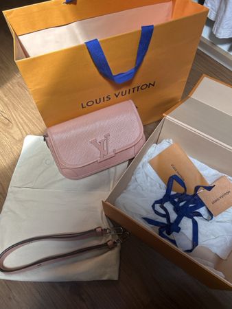 Louis Vuitton Pink Epi Leather Bag w/ Box & Dustbag