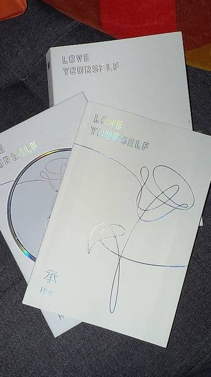 BTS LOVE YOURSELF DVD + ダイナマイトカセットテープ BTS LOVE