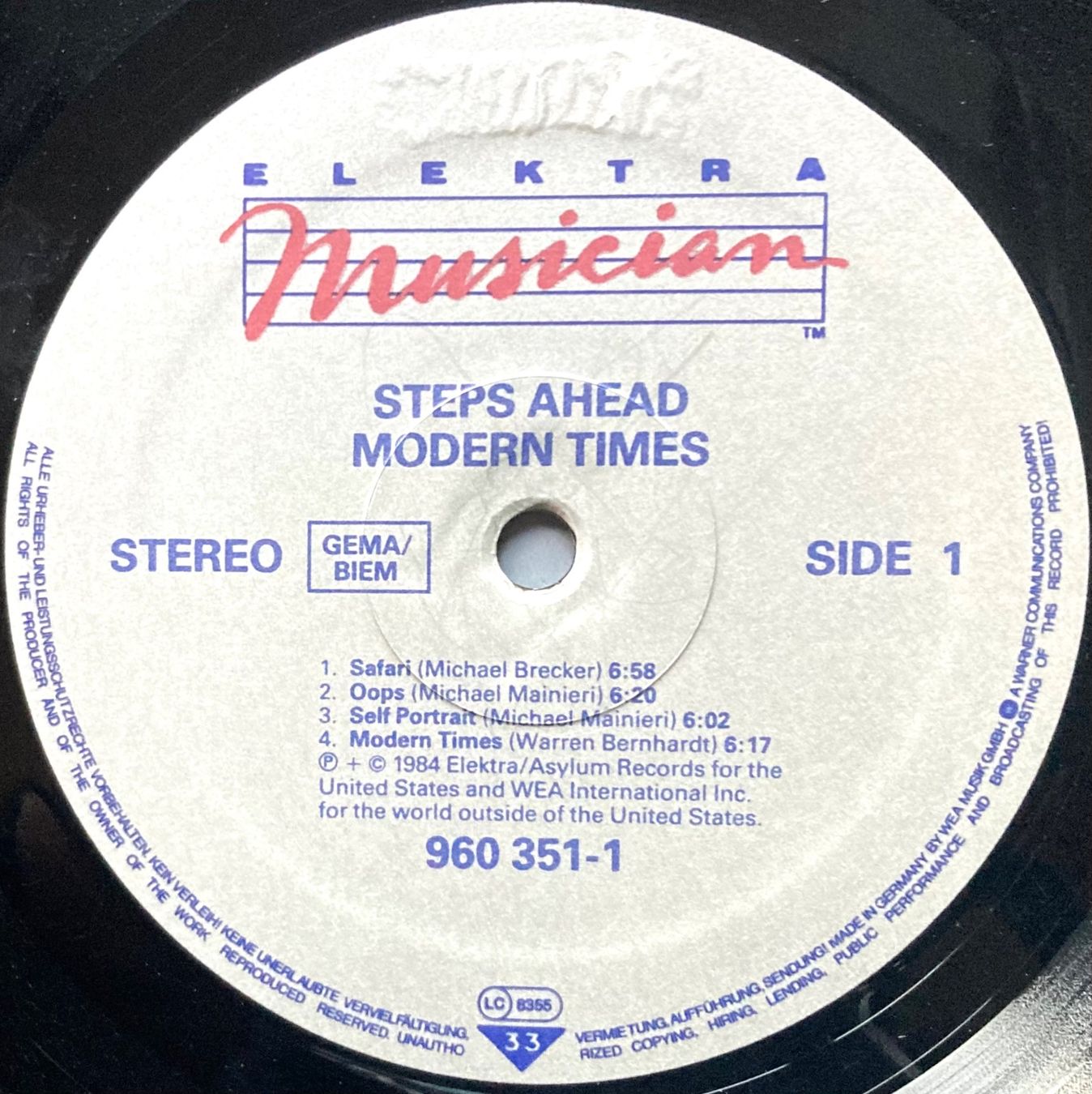 Dischi in vinile: STEP AHEAD - MODERN TIMES – Usato da Poliez-Pittet venduto da Newtown-Records 3