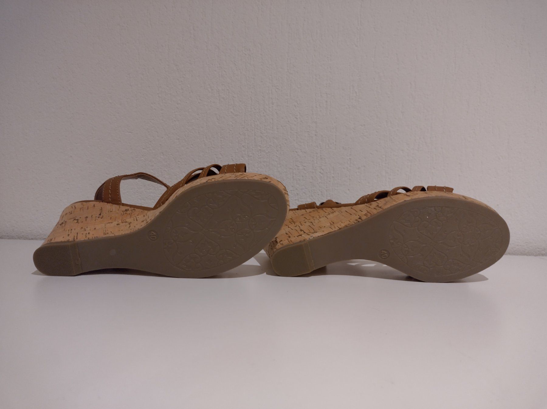 Damenschuhe: Keilsandalette, braun, Grösse 40, NEU – Neu und originalverpackt aus Buochs von and_25zf 5