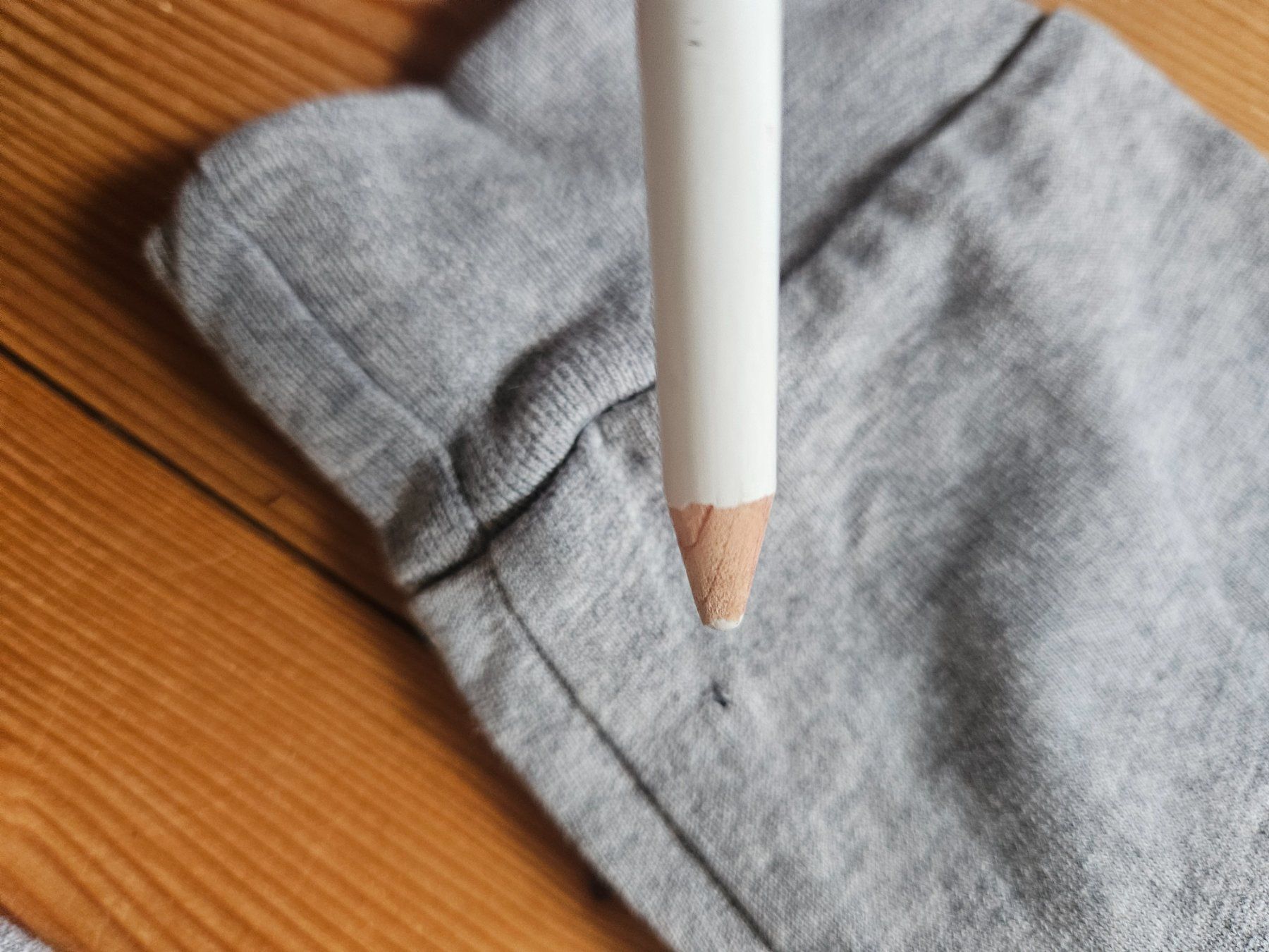 Molo Blusen, T-Shirts & Tops: Wunderschönes Molo Shirt 128 – Gebraucht aus Rifferswil von fle_5nqr 3