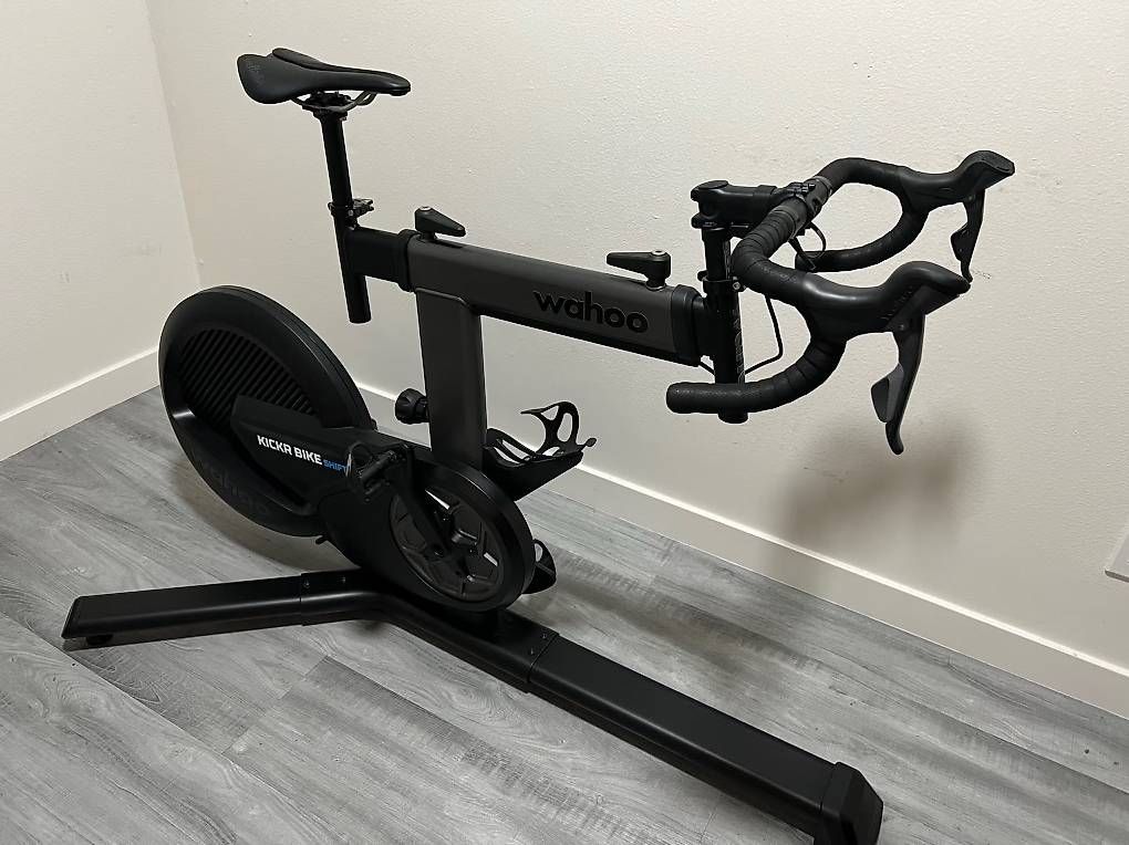 Vélos d'appartement: Wahoo Kickr Bike Shift – D'occasion à Obfelden par SwissSupply