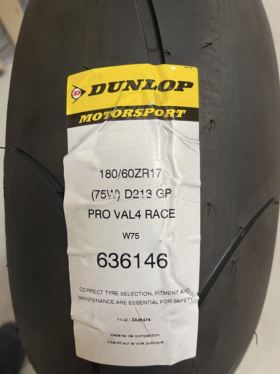 Pneus & Roues: Dunlop D213 GP PRO – Neuf avec emballage d'origine à Bulle par hen_gr27 1