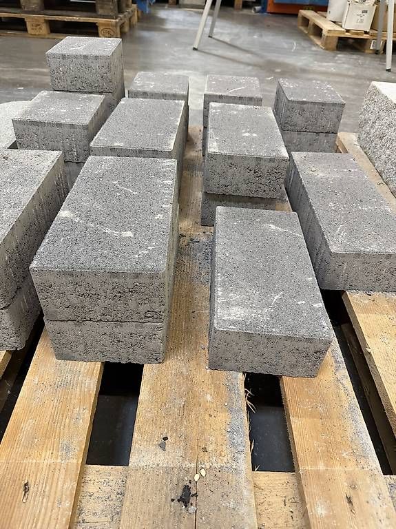 Rivestimenti per pavimenti: Veton Pflasterstein 1m2 restposten – Nuovo e nell'imballaggio originale da Muttenz venduto da Serkan013 1