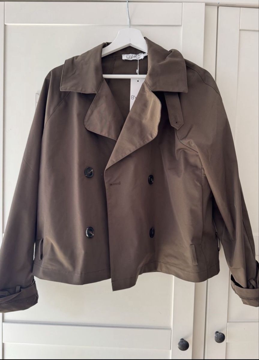 Jacken: Trenchcoat  – Neu (gemäss Beschreibung) aus Turgi von fabienne53