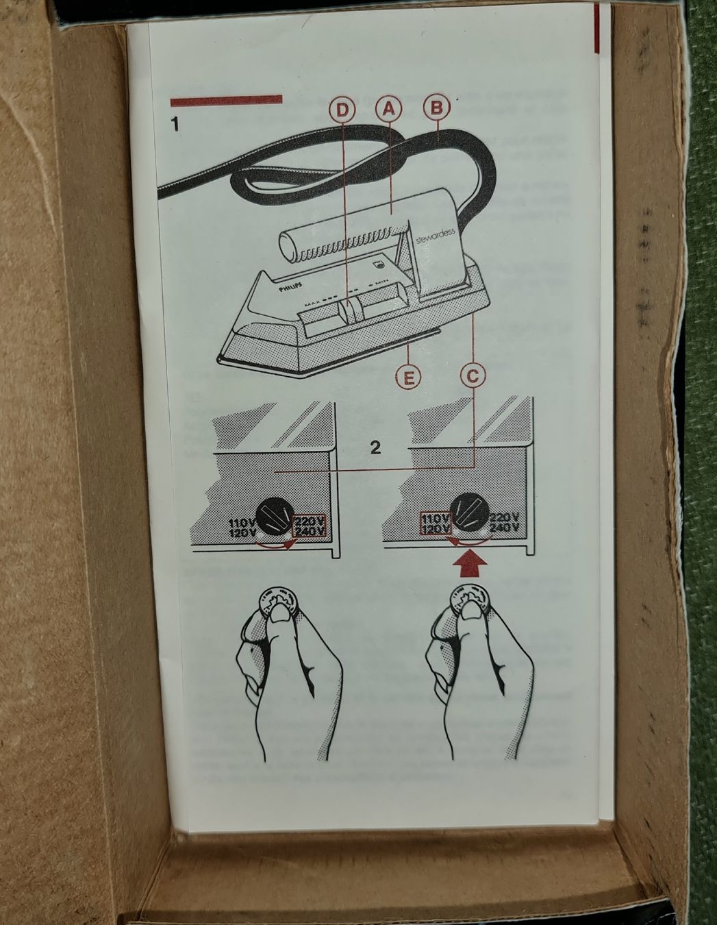 Philips Bügeleisen: Fer à repasser de voyage / Stewardess. – Gebraucht aus Cortaillod von signep 8