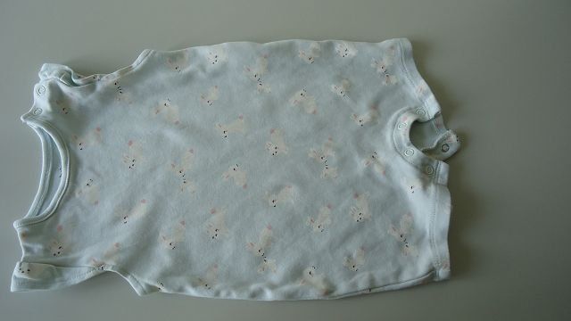 C&A Pigiama & Simili: Baby Strampler 3er Set hellblau/weiss/gelb Gr. 68 – Usato da Ergisch venduto da Haemmerli59 1