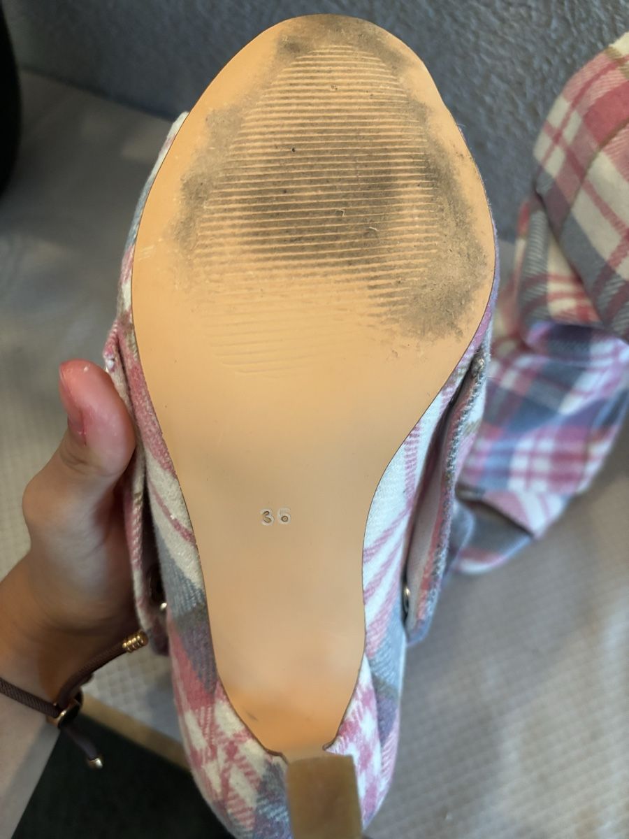 Scarpe da donna: Bottine à talon à vendre  – Nuovo (secondo la descrizione) da Sonceboz-Sombeval venduto da Luna_p1414 5