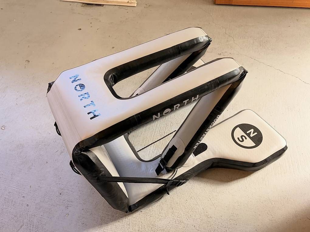 North Tavole da surf e di nuoto: Pumpfoil NORTH Starter Dock NEU – Usato da Richterswil venduto da Traemlis 2