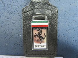 FERRARI ITALIA AUTO LOGO SCHLÜSSELANHÄNGER ECHT LEDER ENAMEL