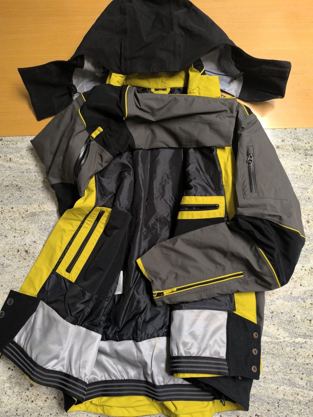 Giacche: Gore-Tex Test Team Jacke Gr. XL – Usato da Kreuzlingen venduto da topenergie 2