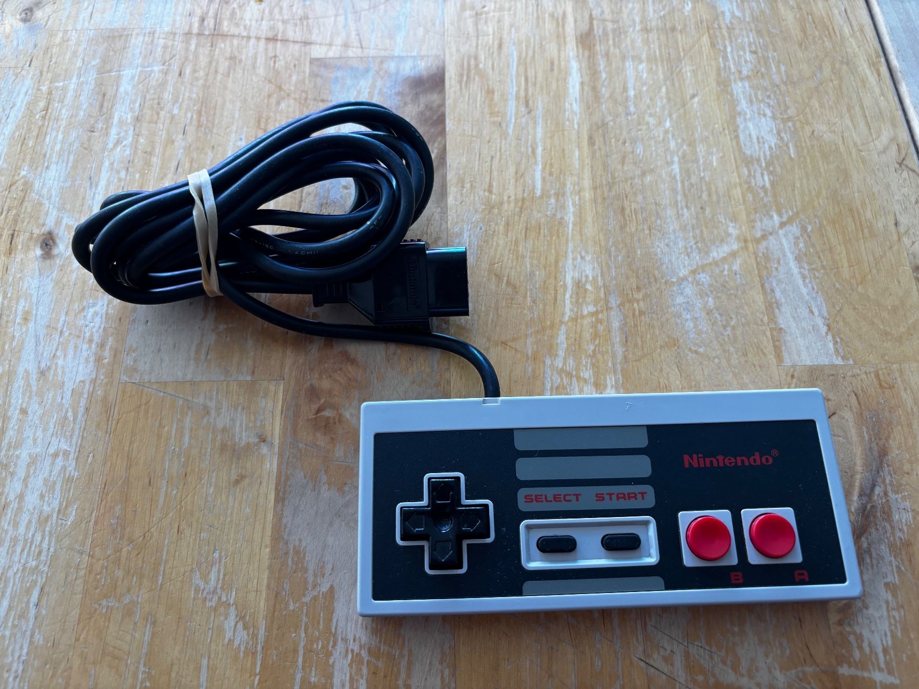 Nintendo Controller: Original NES Controller – Gebraucht aus Frenkendorf von Fionchen