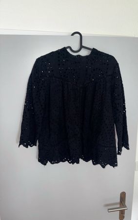 Reserved Bluse schwarz Lochstickerei Grösse M guter Zustand