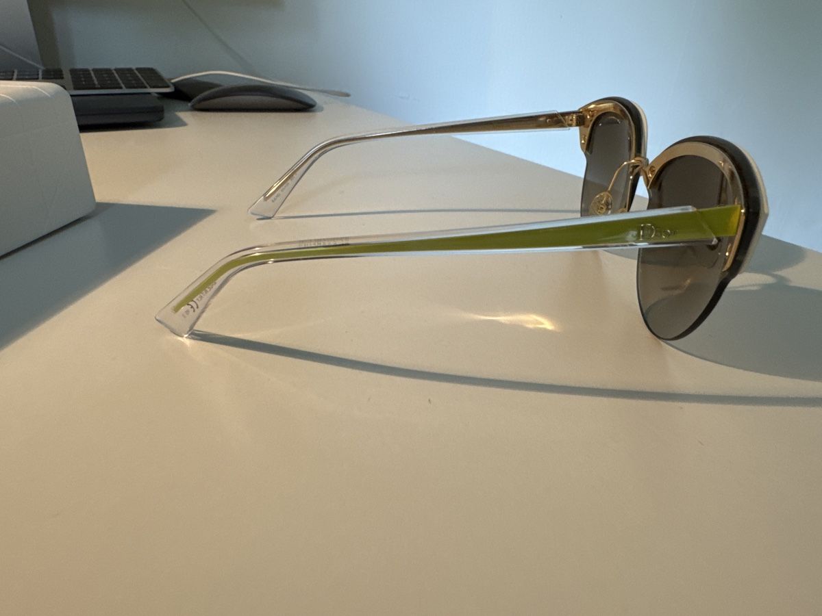 Dior Brillen & Gläser: Dior Sonnenbrille, Damen – Gebraucht aus Uitikon Waldegg von  2