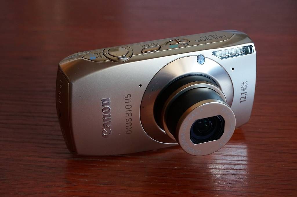 Canon Fotocamera: Canon IXUS 310 HS Gold mit Touchscreen Bedienung – Usato da Spreitenbach venduto da Salesmanship 1