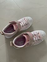Sketchers fille pointure 28