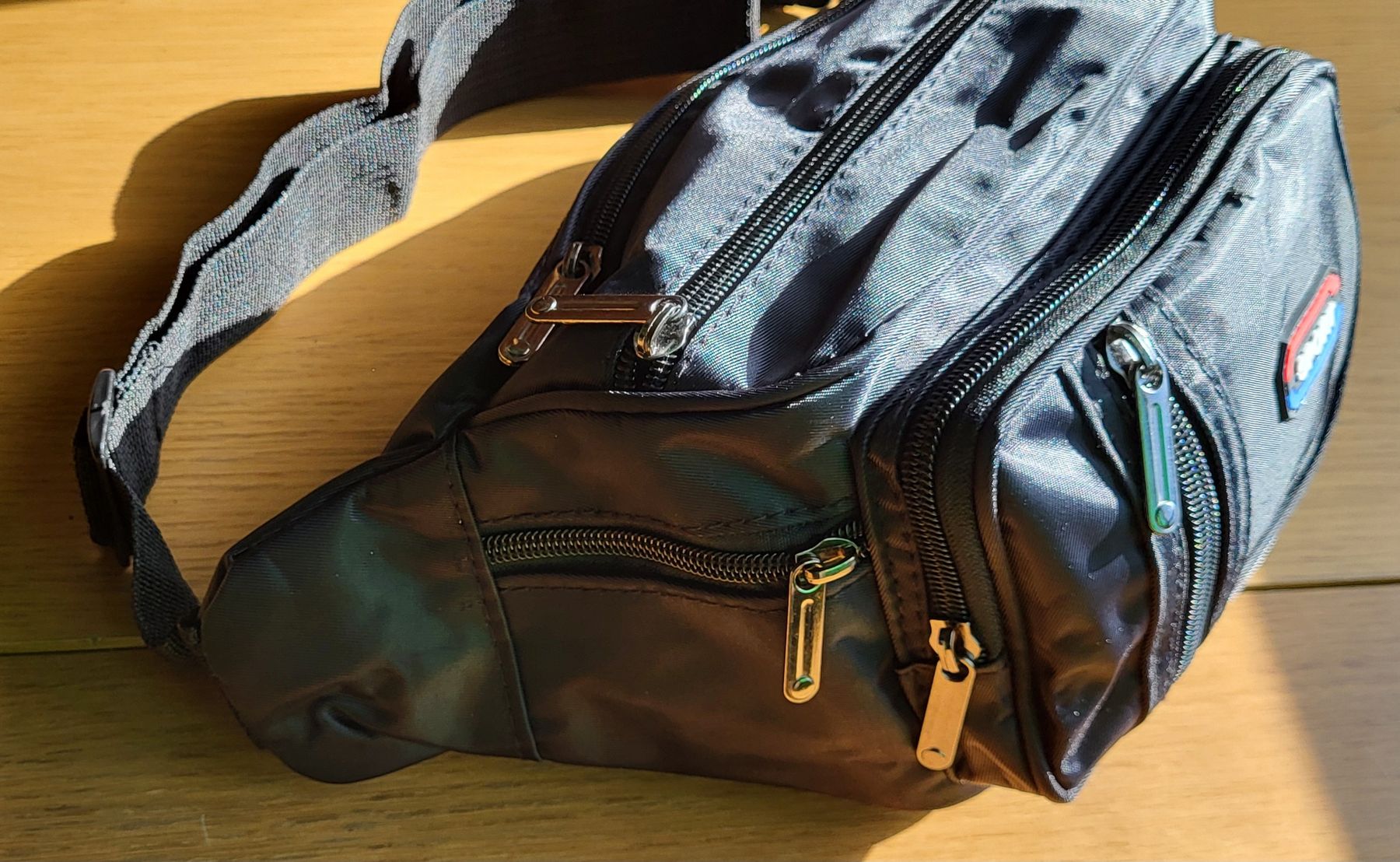 Taschen: Praktische Bauchtasche in Schwarz – Neu und originalverpackt aus Figino von mayam63 1