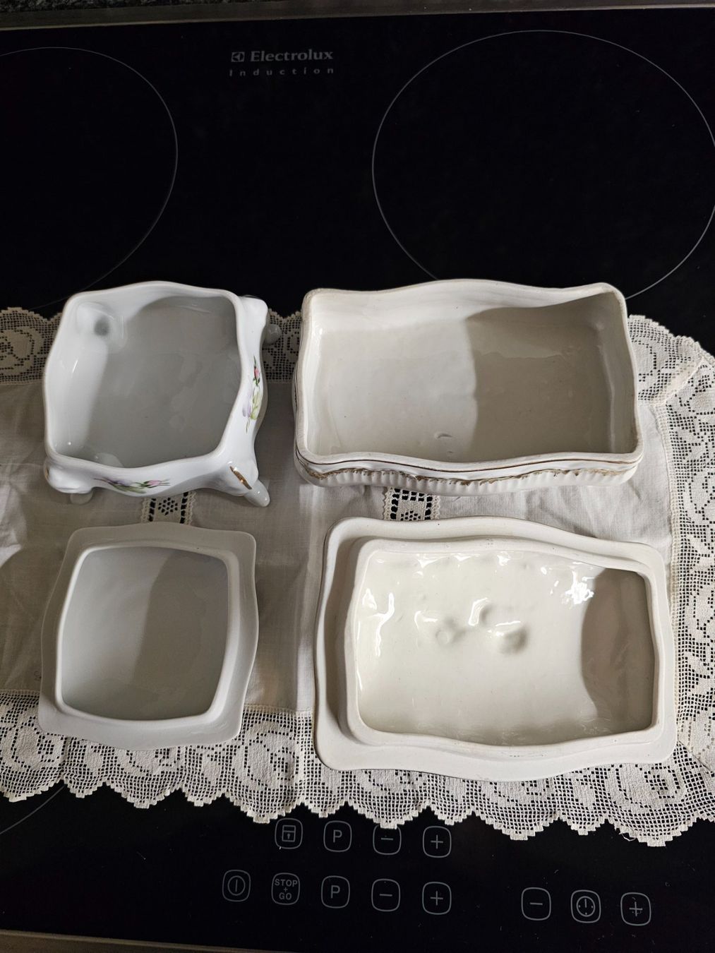 Tutte le decorazioni: Porzellandöschen – Usato da Tuggen venduto da Rugi2 1