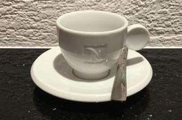 Original Nespresso Espressotasse mit Rührstäbchen
