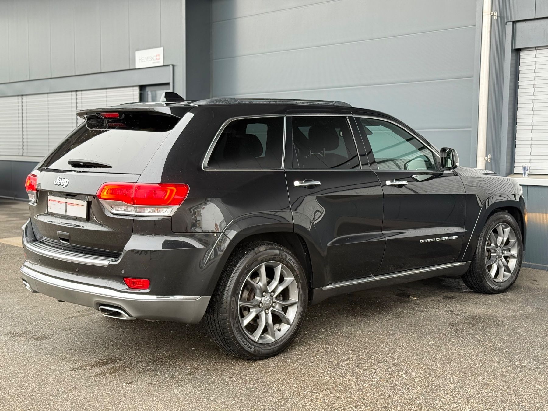 Jeep Automobili: Jeep Grand Cherokee 3.0 CRD Summit Automatic – Usato da Luzern venduto da Off-Road-01 4