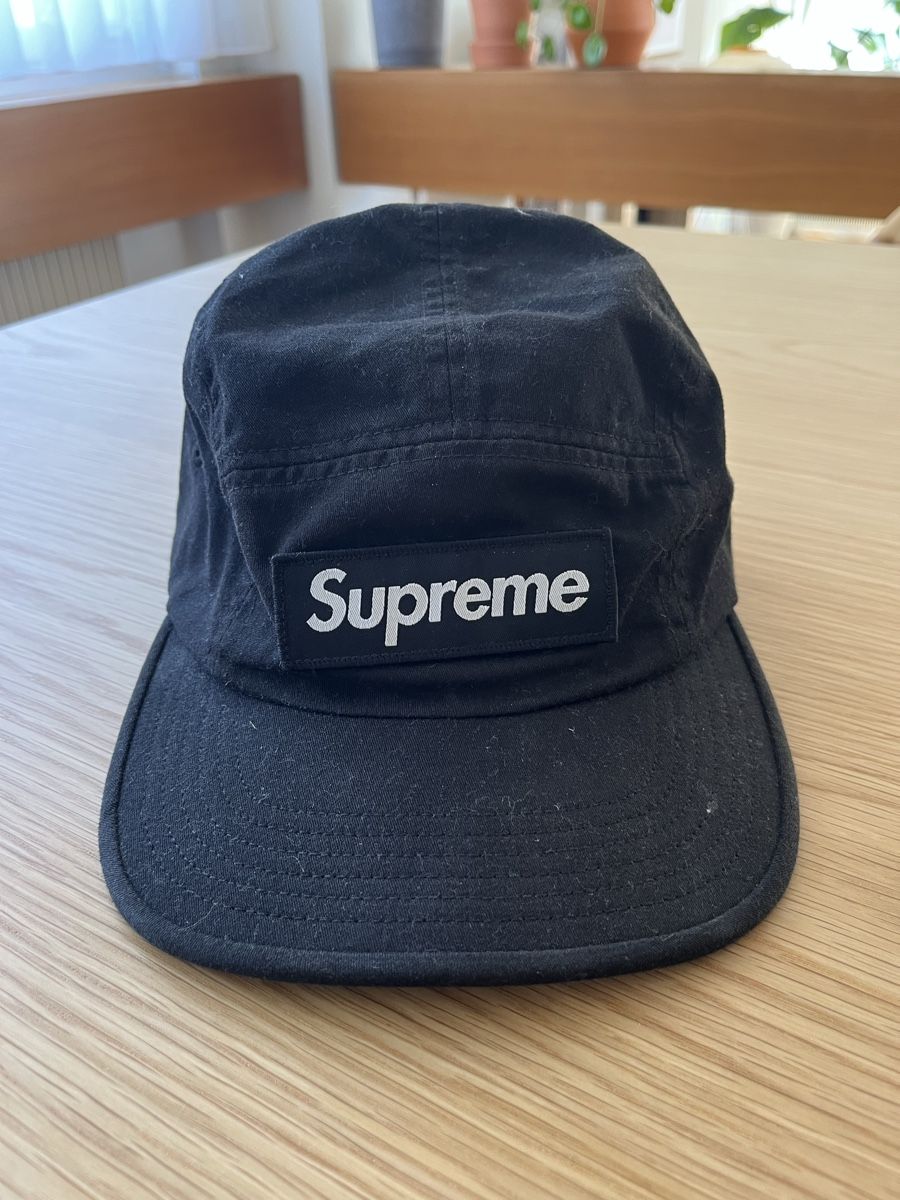 Sonstige Kleidung & Accessoires: Supreme - 5 Panel Box Logo – Gebraucht aus Unterseen von BiancaNBozo