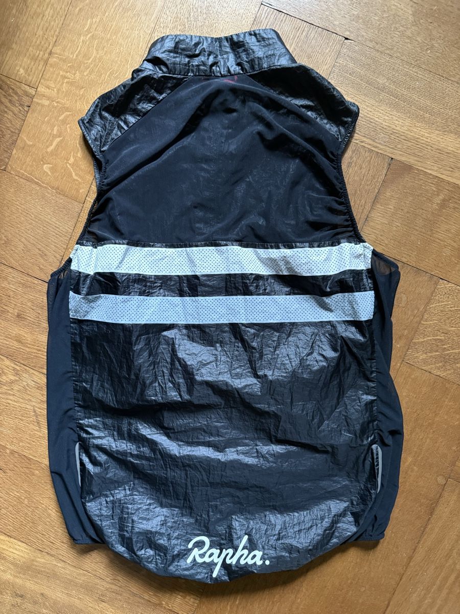 Rapha Gilet & Giacche: Rapha Windweste, Grösse L, Schwarz, Top Zustand! – Nuovo (secondo la descrizione) da Bern venduto da Frank_W_AbagnaleJr 1