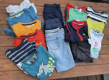 Kleiderpaket Jungen Gr. 128 diverse Kleidungsstücke (Nr. 5)