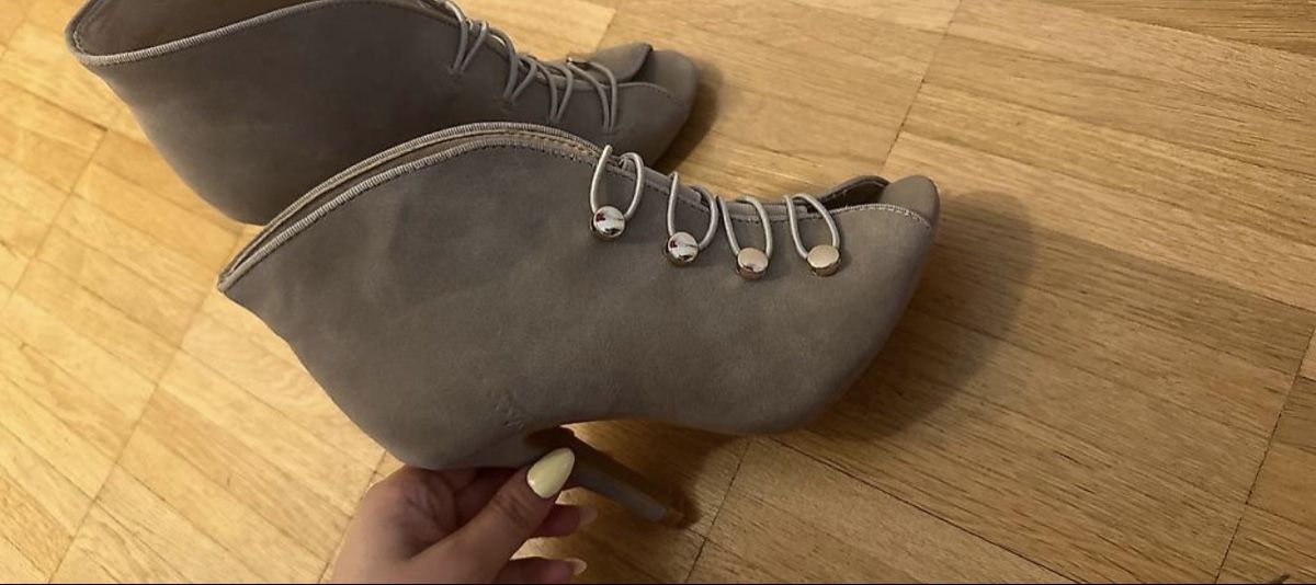 Damenschuhe: High heels – Neu (gemäss Beschreibung) aus Basel von vic_tgt8 1