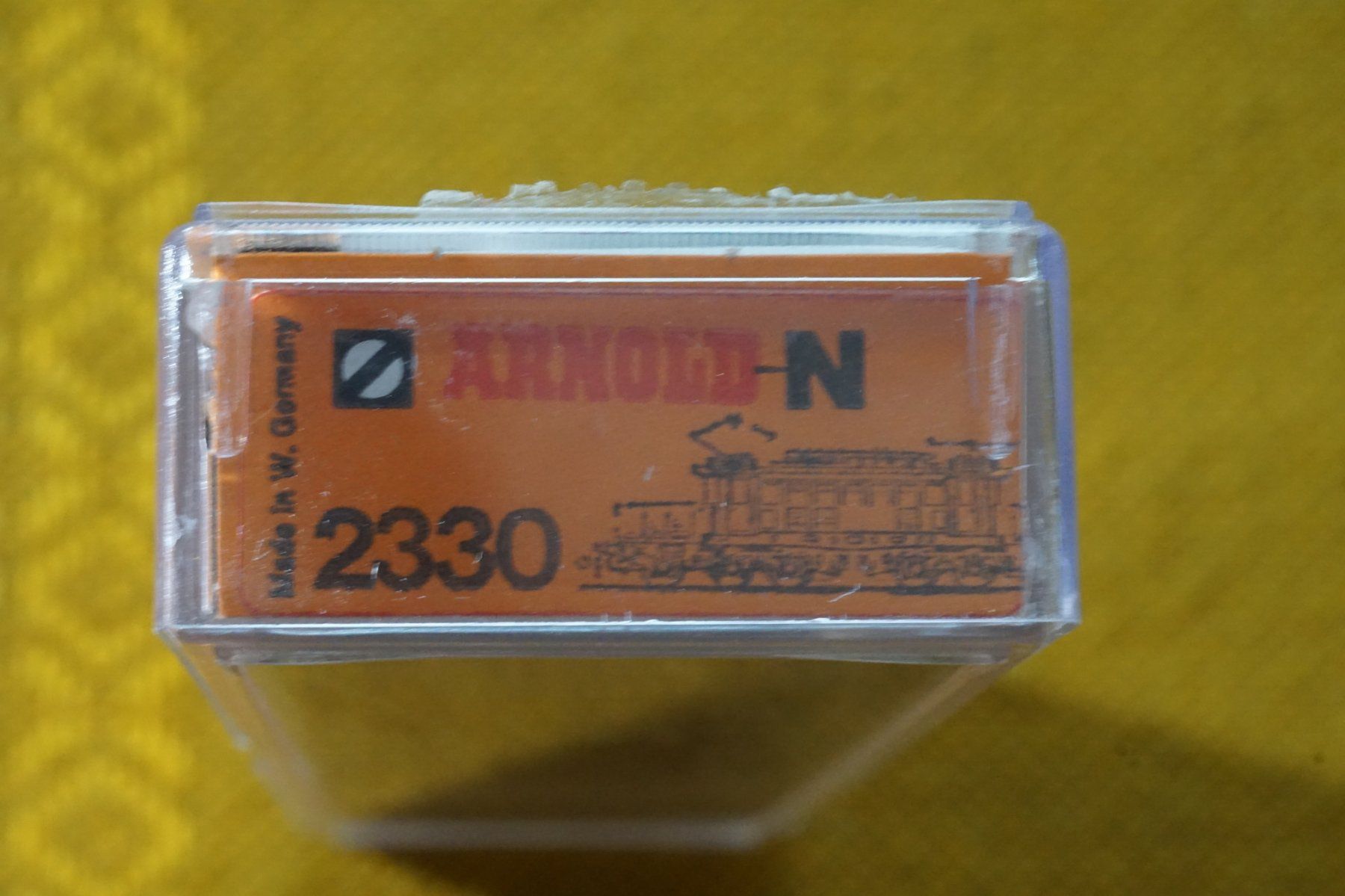 Arnold Modellini di ferrovie: ARNOLD-N 2330 ÖBB 1020.33 rot – Usato da Gränichen venduto da iknow 1