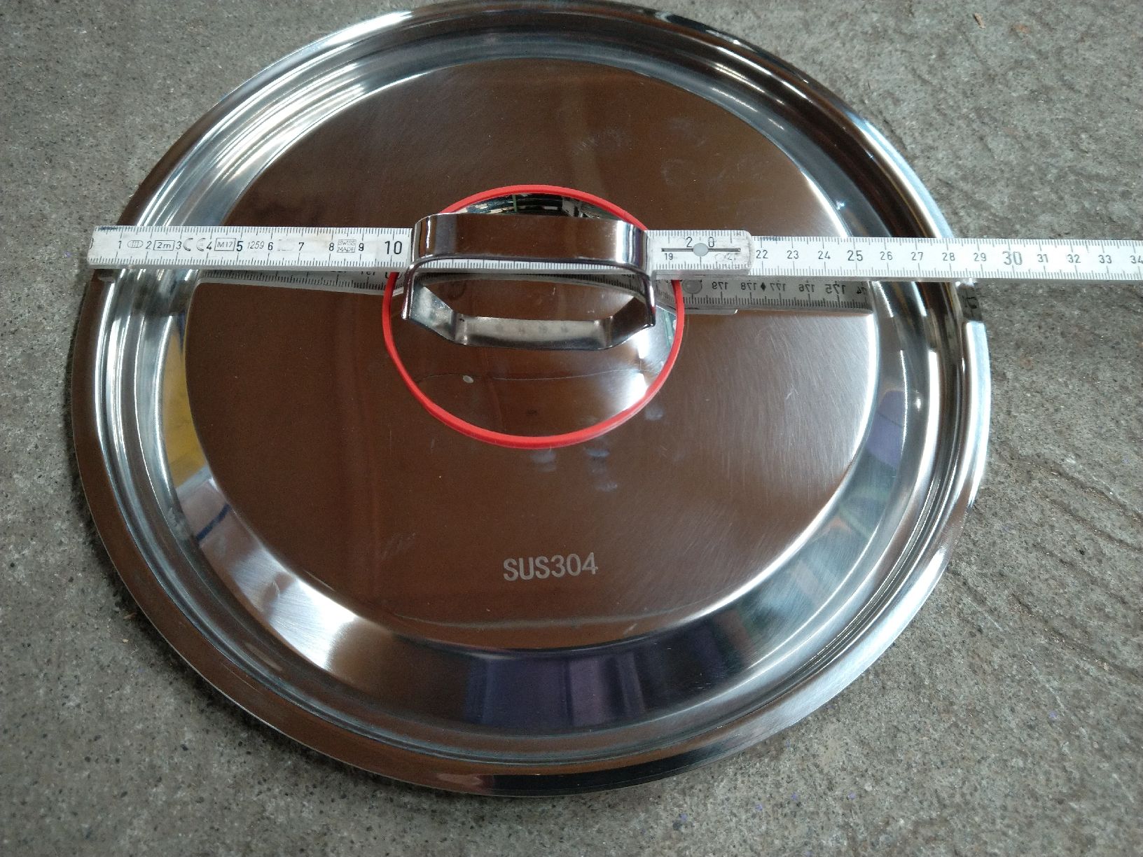Pentole: Pfannendeckel 28 cm portofrei – Nuovo e nell'imballaggio originale da Nottwil venduto da Djstrolch 2